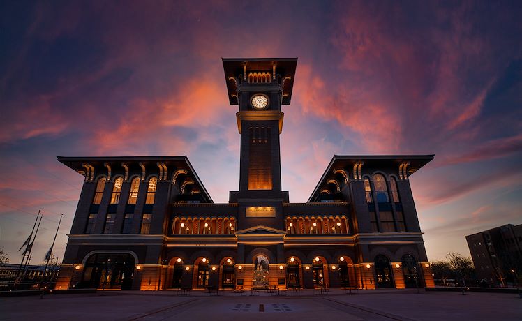 Grapevine Main Outdoor Plaza