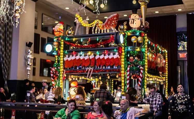 holly-jolly-bar-with-guests.jpg